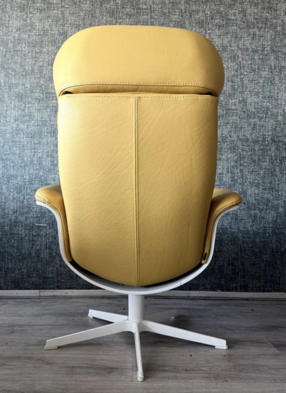 Image 1 of Conform Time Out Lounge-Sessel – Gelbes Leder