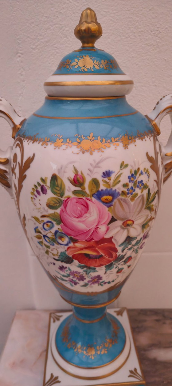 Prachtig Koppel (Set Van 2) Deklusters Sèvres-Stijl – Handgeschilderd & Gesigneerd – Vazen, Porcelain (photo 2 of 5)