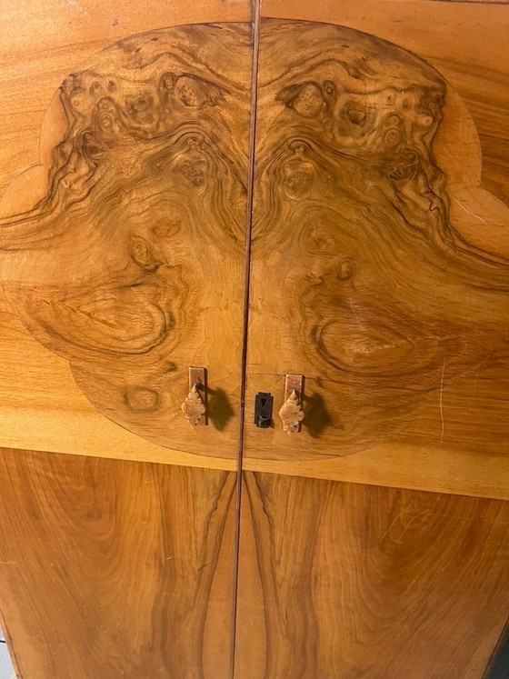 Image 1 of Armoire Art Déco - Garçon haut