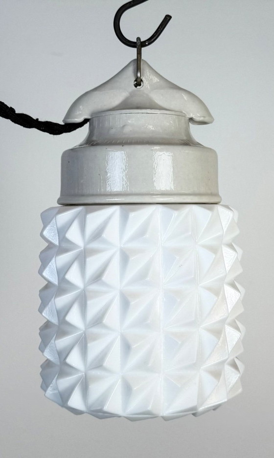 Image 1 of Vintage witte porseleinen hanglamp, jaren 70