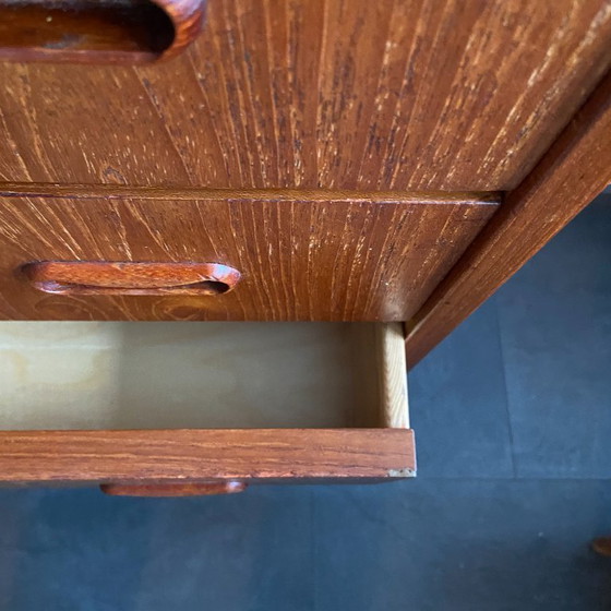 Image 1 of Vintage chest of drawers with 6 drawers