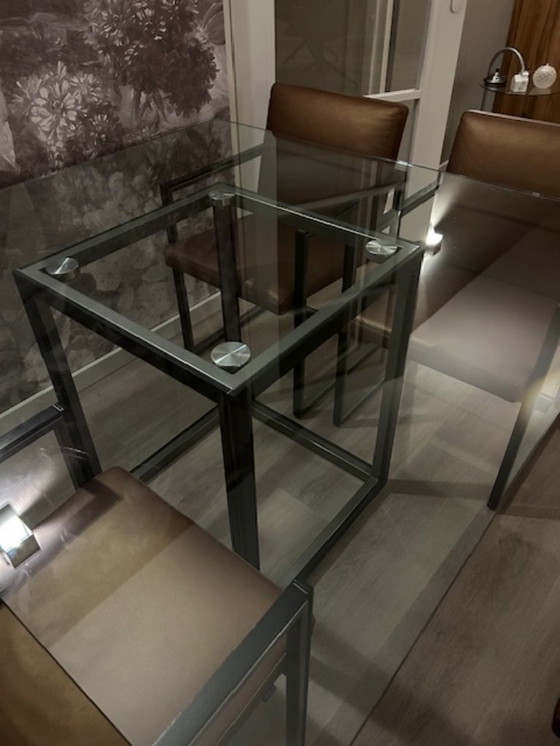Image 1 of Very nice Leo Lux dining table and 4 chairs