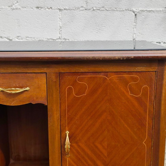 Antieke Franse art-deco console met marqueterie, houten kast met glazen blad, jaren 30 – Ladekasten, Glass (photo 11 of 21)