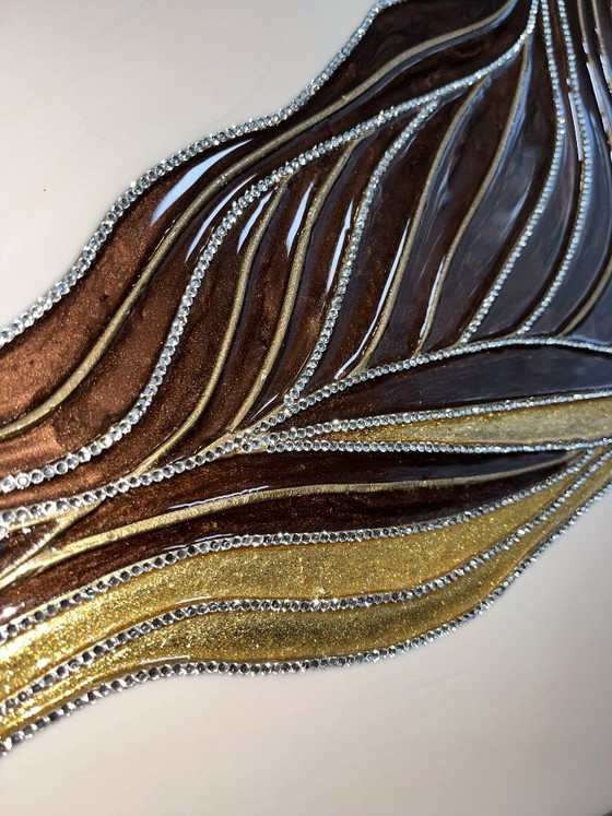 Image 1 of Opera d'arte astratta da parete con texture, realizzata in resina e cristalli, intitolata "Vene di Luce".