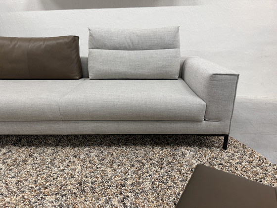 Image 1 of Conception sur stock Aikon Lounge 4 Zits 1 bras Milton Freeze