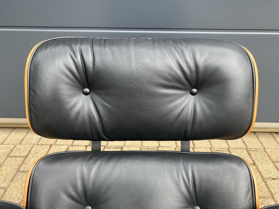 Image 1 of Herman Miller USA Eames Lounge chair 70's edición limitada