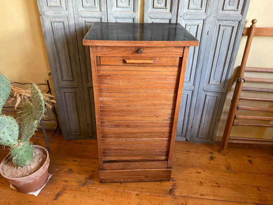 Image 1 of Mobile con serranda avvolgibile Mobile archivio Mobile musicale Art Deco 1930