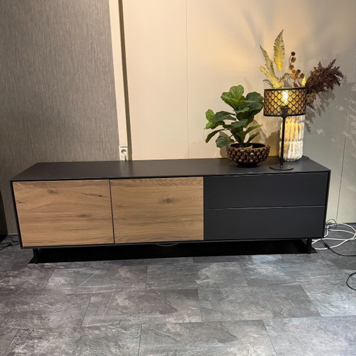 Verdo - Black Oak – INHOUSE, tv meubelen, Wood