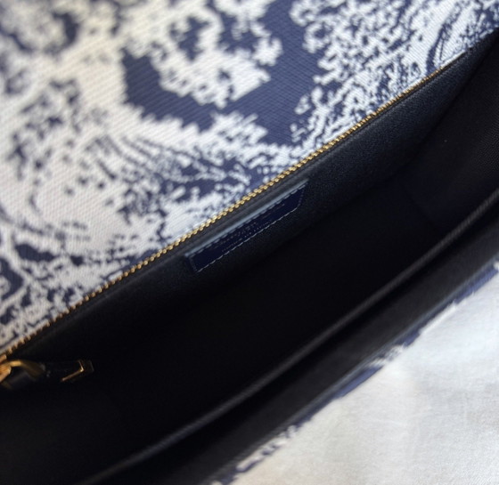 Image 1 of Dior Montaigne 30
