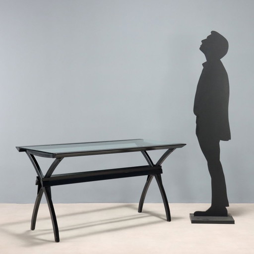 Bureau met glazen blad uit de jaren 80/90.