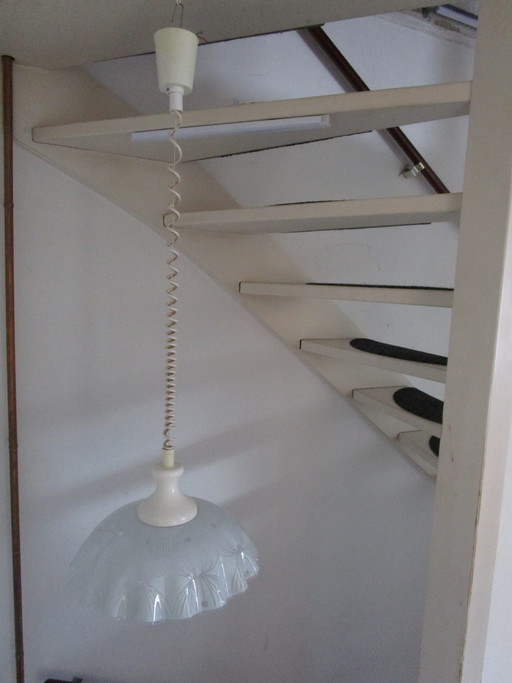 Lampe pendante en verre de l'ère spatiale 70s