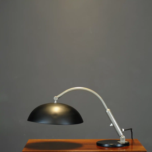 Hala H. Busquet 144 desk lamp