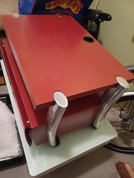 Leolux Verso TV cabinet