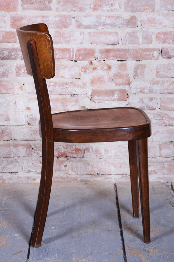 Vier restaurierte Art-Deco-Stühle von Thonet, Buche, Nussbaum, tschechisch, 1940er Jahre – Esszimmerstühle (photo 11 of 15)