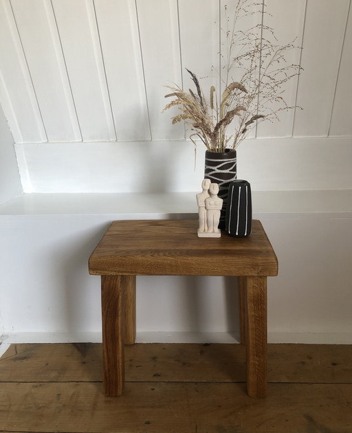 Vintage bijzettafeltje brutalist