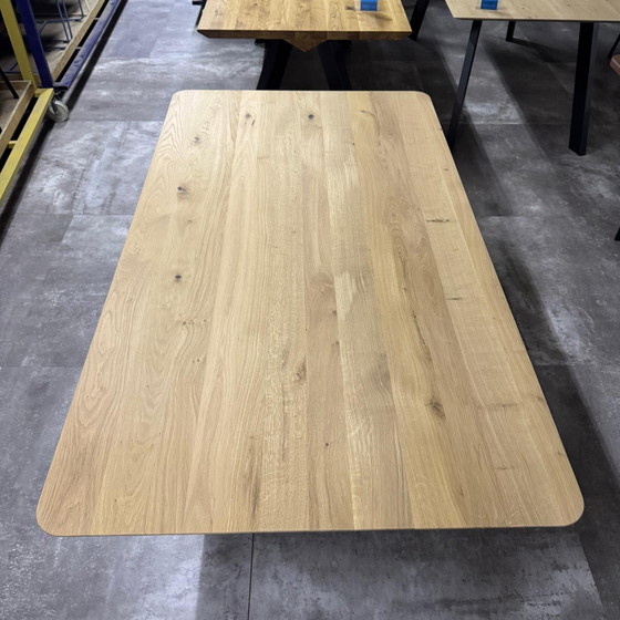 Image 1 of Table talk Oxxi