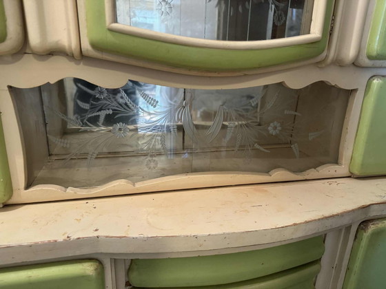 Hungarian Art Deco Green and Cream Kitchen Cabinet with Glass Doors, 1940s, Storage cabinet (photo 5 of 5)