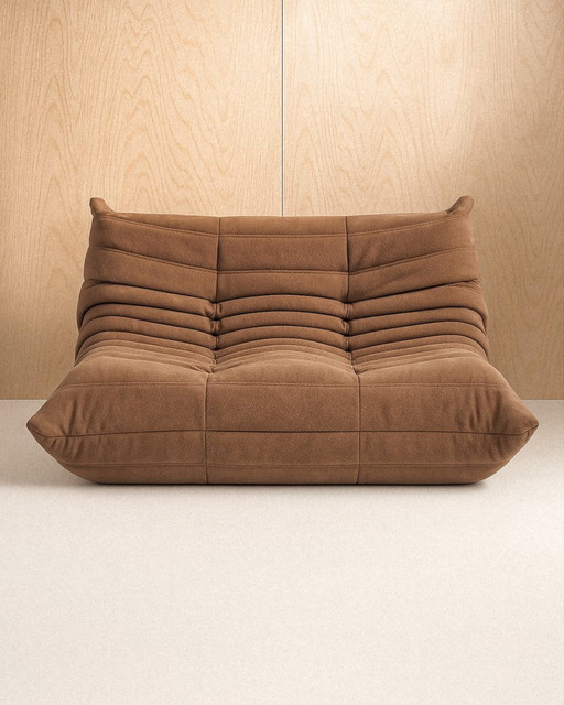 Togo 2 posti nocciola Ligne Roset