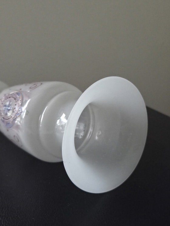 Image 1 of 2 antike deutsche Vasen aus Opalglas