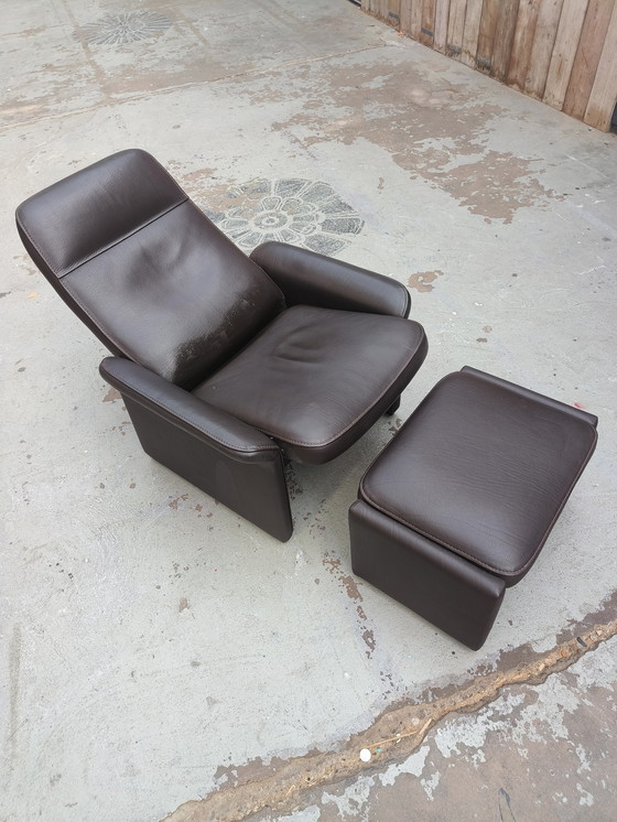 Image 1 of 2 Vintage desede De Sede Svizzera collo pelle ds50 DS 50 poltrone e hocker marrone scuro