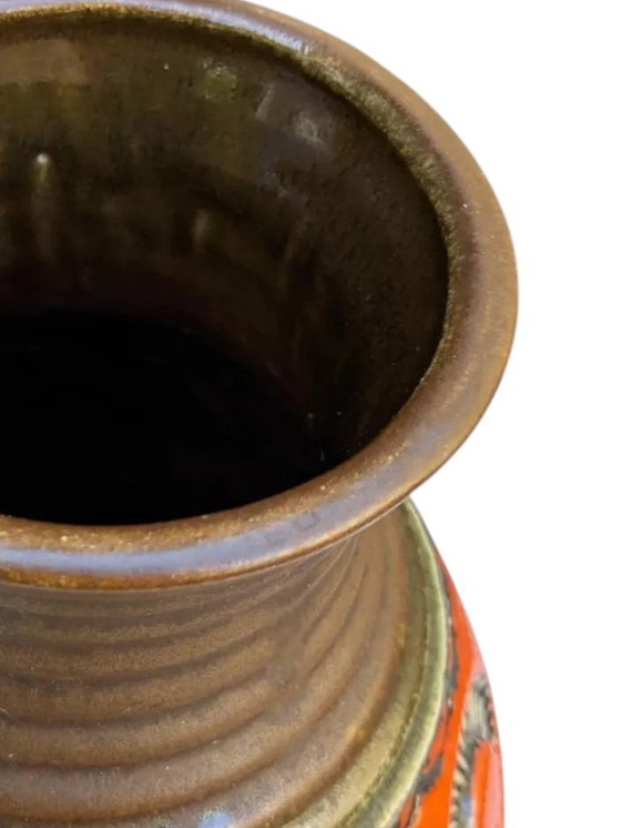 Image 1 of Vaso vintage Wekara, ceramica della Germania occidentale degli anni '60, marrone con smalto rosso e motivo floreale
