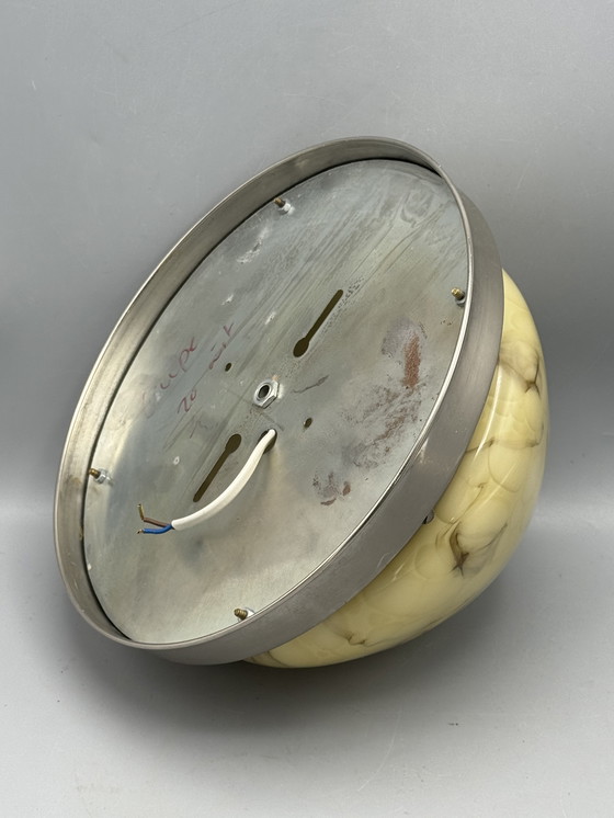 Image 1 of Vintage gemarmerde plafondlamp - elegantie in glas en metaal