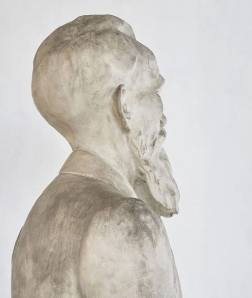 Nelly Pourbaix bust 1940s