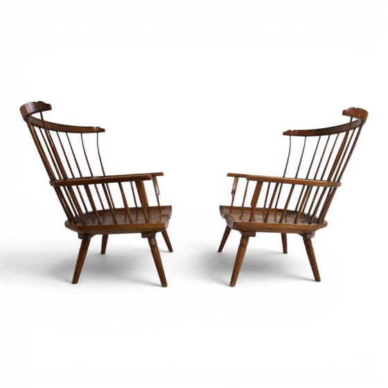 Image 1 of Par de sillones Windsor hechos a mano, Inglaterra, circa 1960.
