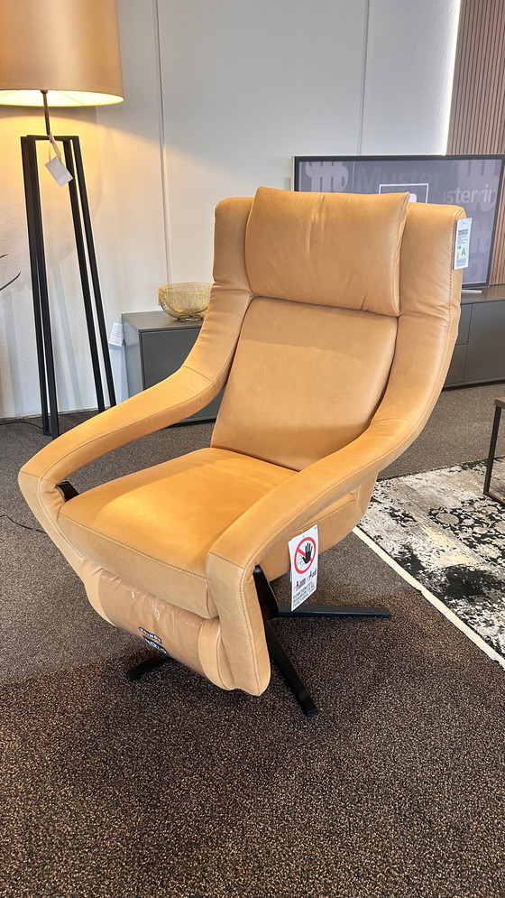 Image 1 of Poltrona relax Koinor modello Yoko elettrica a batteria