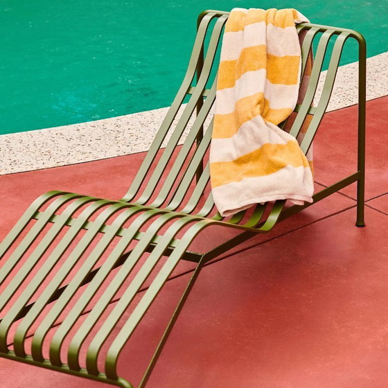 Image 1 of 2 PALISSADE CHAISE LANG OLIJF / HOOI 