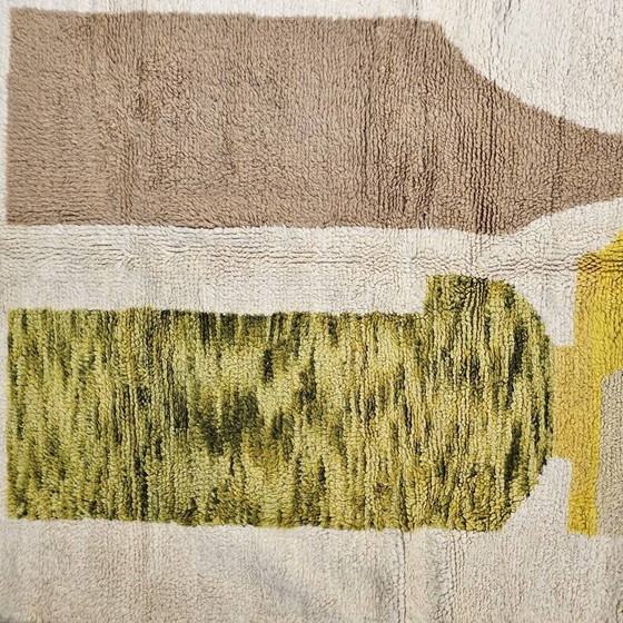 Tapis berbère marocain 250cm x 150cm – Laine (photo 4 of 11)