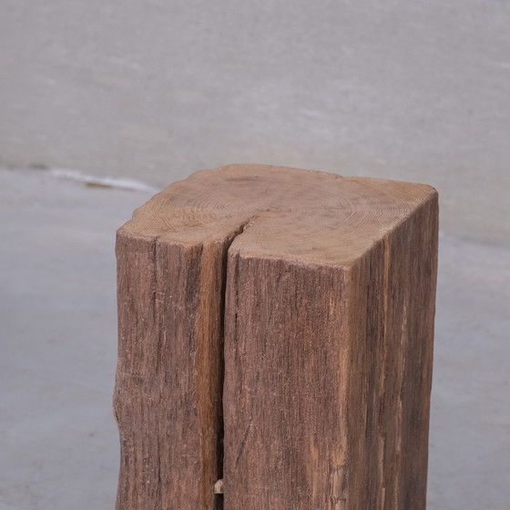 Image 1 of Espositore vintage a forma di tronco d'albero in legno