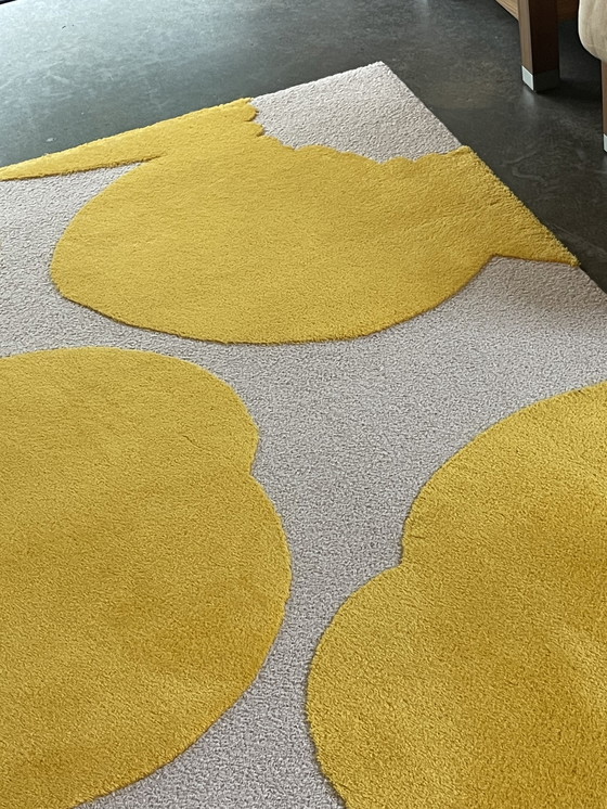 Image 1 of Tappeto Brink en Campman Marimekko Iso Unikko giallo