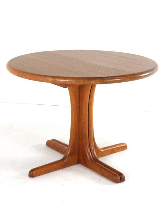 Image 1 of Danish round 1x extendable dining table teak solid