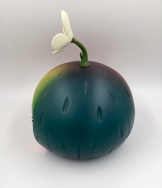 Image 1 of Vase/Objet design : Happy Go Lucky - Yosuke Ueno - Édition limitée : 64/150 - 2021.