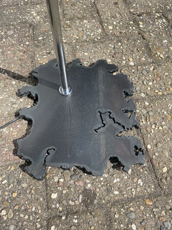 Image 1 of Queens Gallery vloerlamp, jaren 80