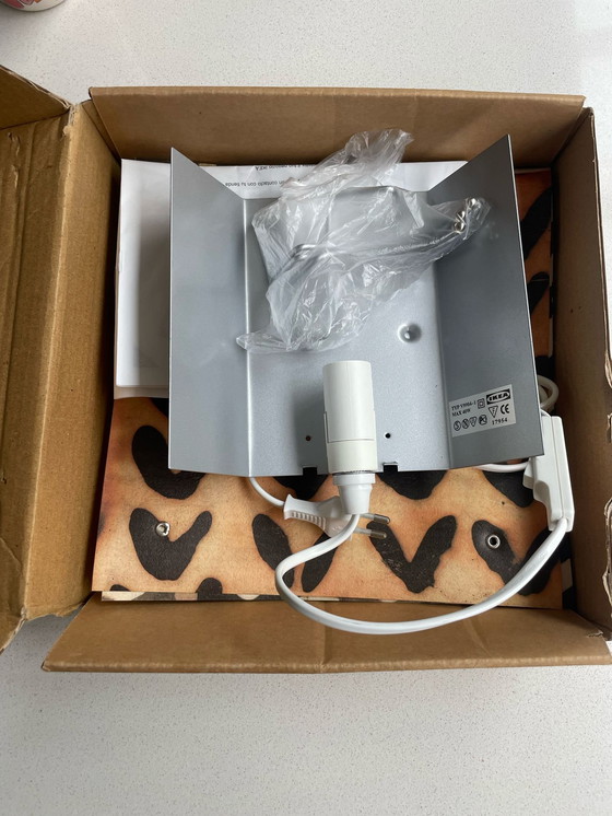 Image 1 of Lámpara de pared IKEA Erja con 10 paneles intercambiables