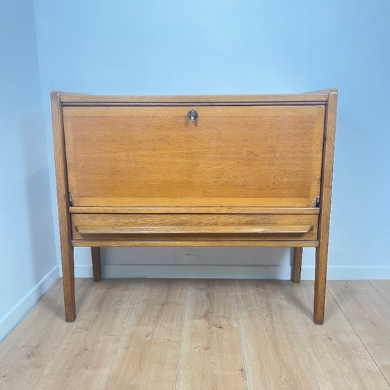 Image 1 of Small vintage sideboard, 1960