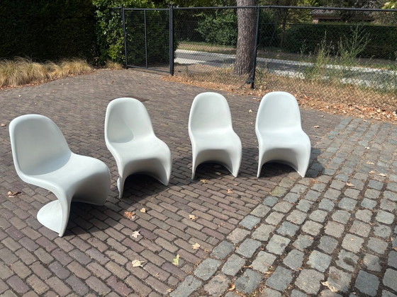 Set Of 4 Verner Pantom Chairs – Vitra, Dining chairs, Plastic (photo 4 of 5)