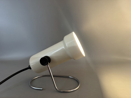 Image 1 of Projecteur vintage crème avec base chromée