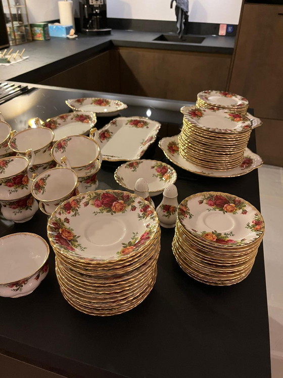 Image 1 of Royal Albert servies