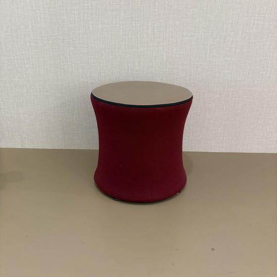Minotti Davis Drum Pouf – Footstools & poufs, Leather (photo 2 of 6)