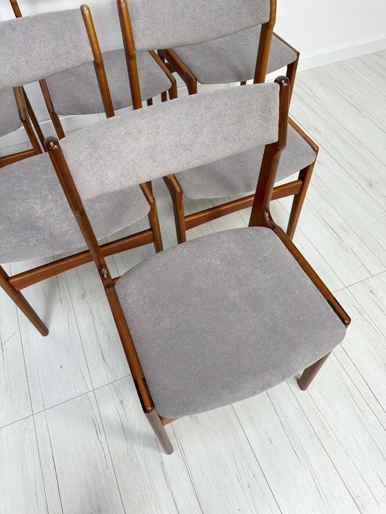 Image 1 of Set van 6 vintage Deense teakhouten eetkamerstoelen van Erik Buch jaren 60
