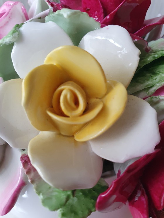 Image 1 of Royal Doulton flower basket – Bone China – England 14x12cm