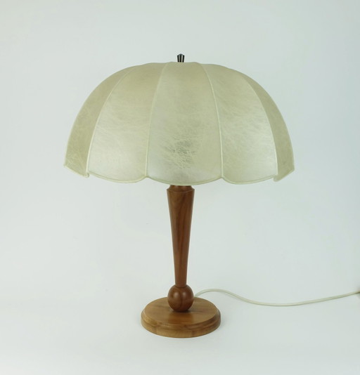 Lámpara de mesa Cocoon de mediados de siglo, grande y poco común, con base de madera de cerezo, década de 1970