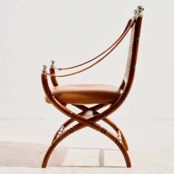 MK11244 Notenhouten fauteuil met een bamboe-achtig design – Wood (photo 3 of 14)