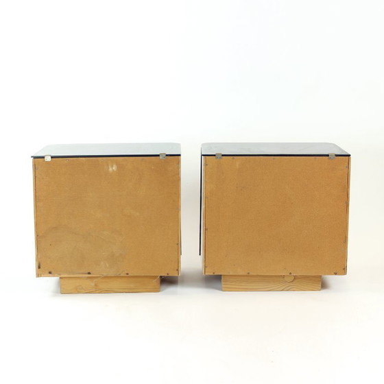 Image 1 of Set van 2 nachtkastjes met zwart glas, Tsjechoslowakije jaren 60