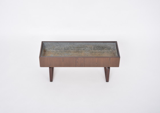 Image 1 of Elegante jardinera danesa de madera de mediados de siglo con tina de metal incrustada