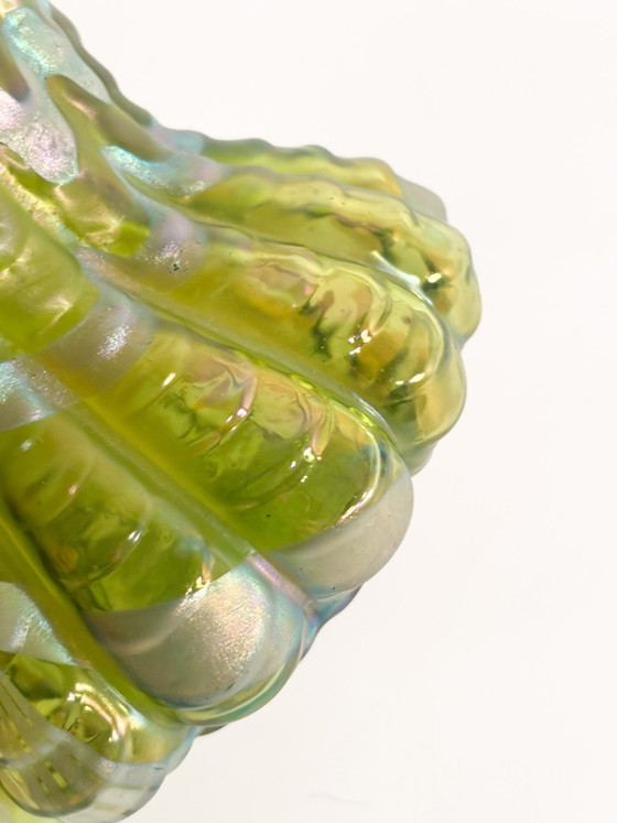 Vase Loetz en verre vert irisé et argenté des années 1950 – Glass (photo 7 of 11)