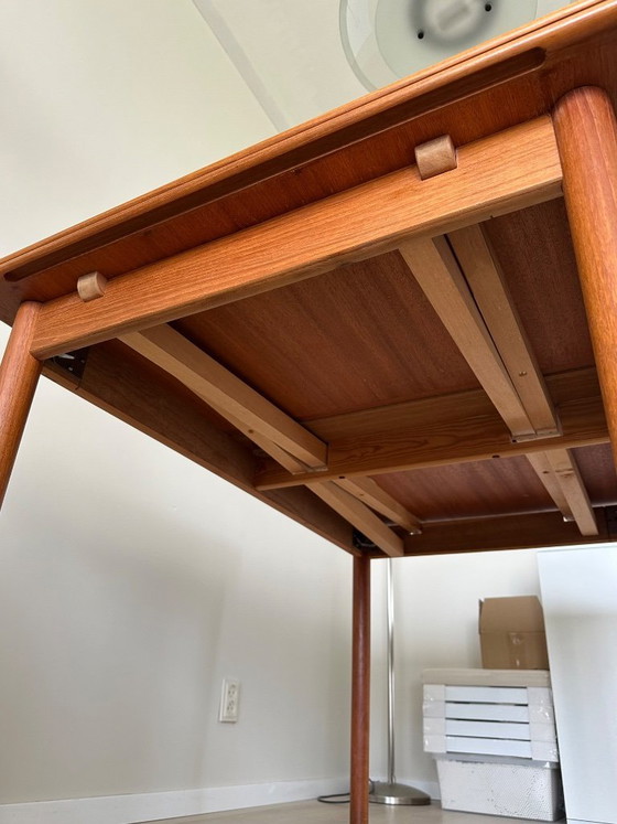 Image 1 of Vintage Danish Teak extendable table - Høng Stolefabrik